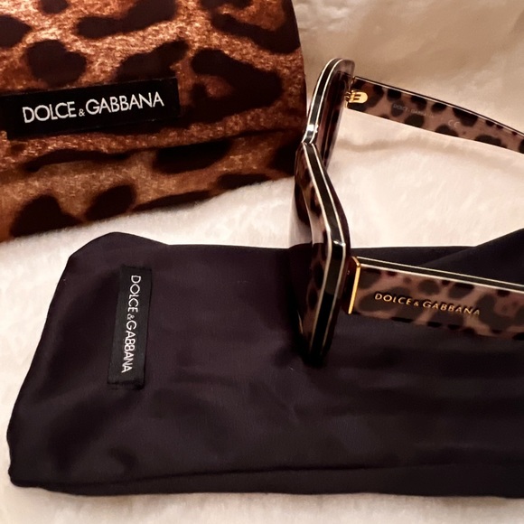 Authentic Leopard Dolce and Gabbana Sunglasses - Picture 2 of 8